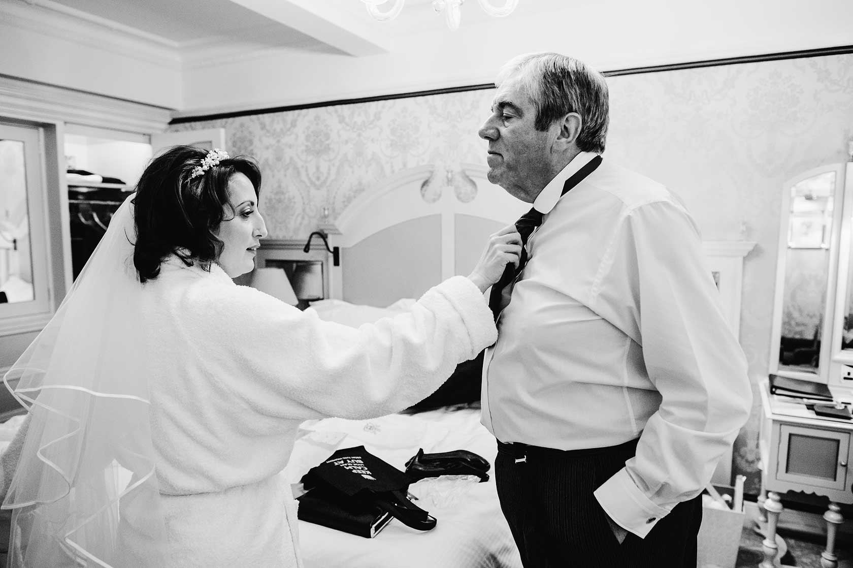 Reportage Wedding Photography at Mercers Hall