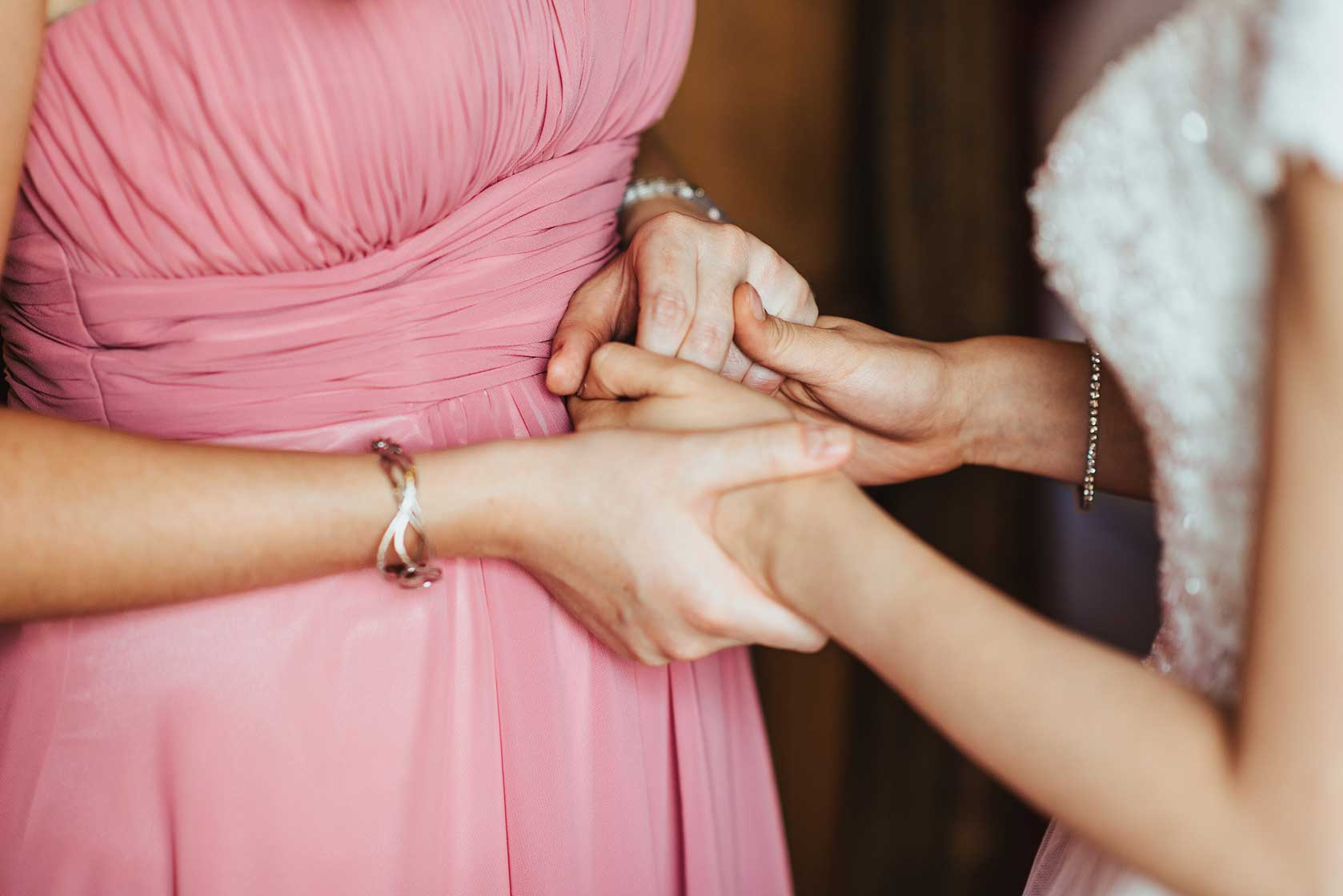Bridesmaid provides emotional support
