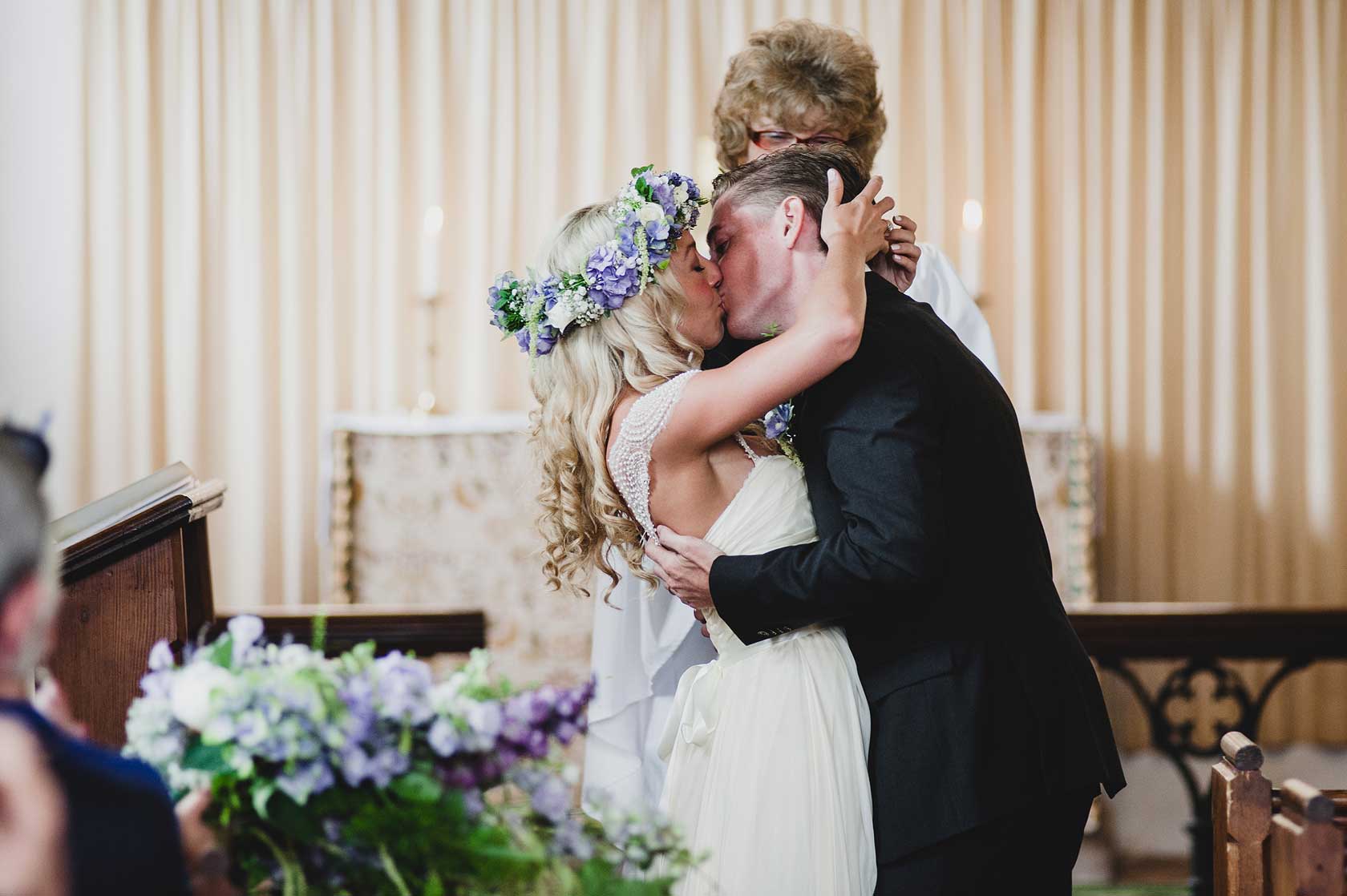 Reportage Wedding Photography at New House Farm